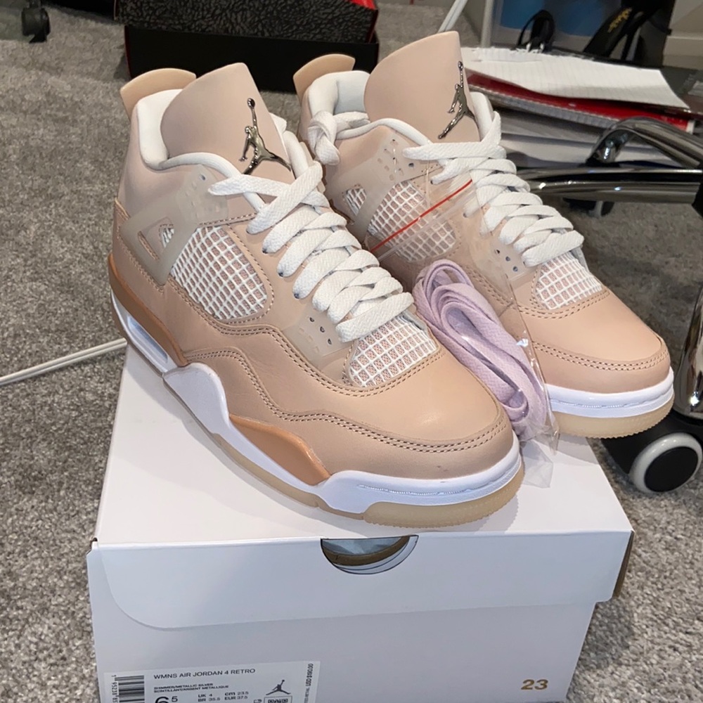 Air Jordan 4 shimmer